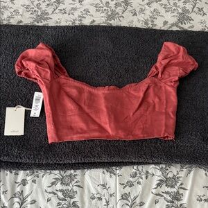 Wilfred Women's orange red crop top with Puff Sleeves